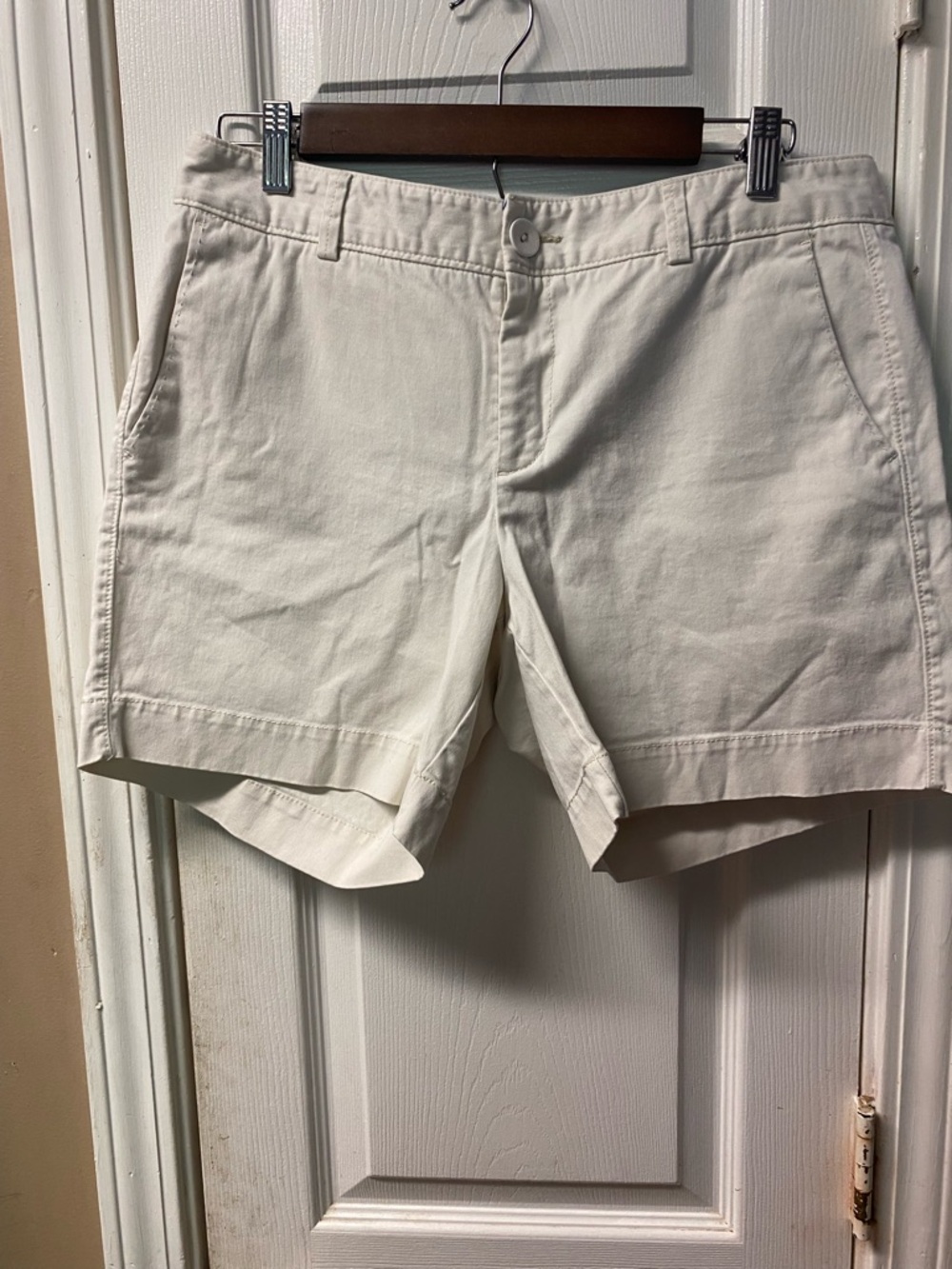 Dockers Cream Chino Bermuda Shorts